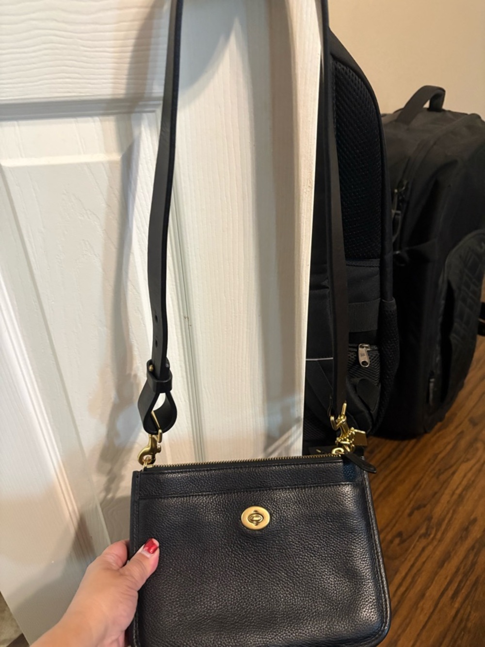 Coach Black Leather Crossbody Bag with Gold Turnlock - Picture 8 of 11